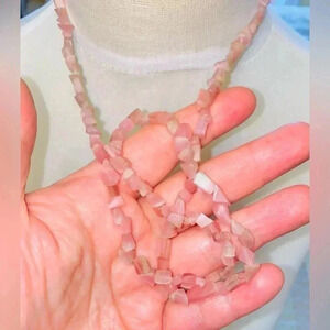 🌸 Natural Stones 🌸 Pink Quartz Necklace  🌸